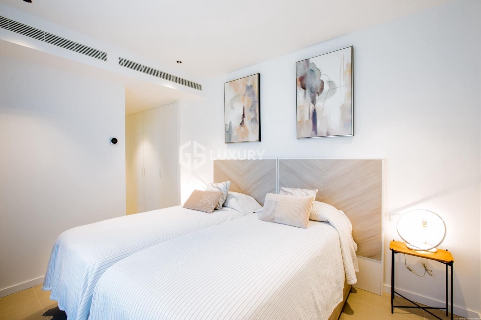 3 Zimmer Villa zu verkaufen in Guia de Isora mit Garage - 1.830.000 € (Ref: 9676546)