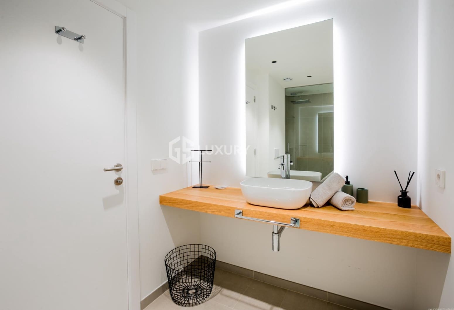 3 Zimmer Villa zu verkaufen in Guia de Isora mit Garage - 1.830.000 € (Ref: 9676546)