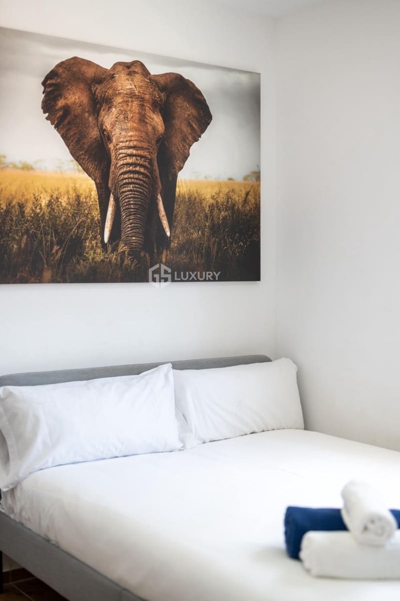 5 slaapkamer Villa te koop in Arona met garage - € 995.000 (Ref: 9687579)