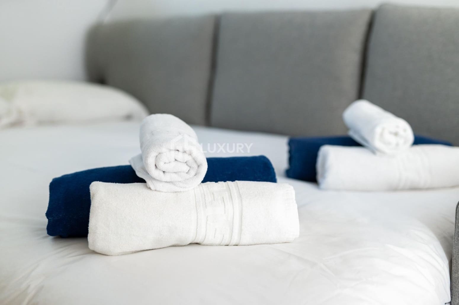 5 slaapkamer Villa te koop in Arona met garage - € 995.000 (Ref: 9687579)