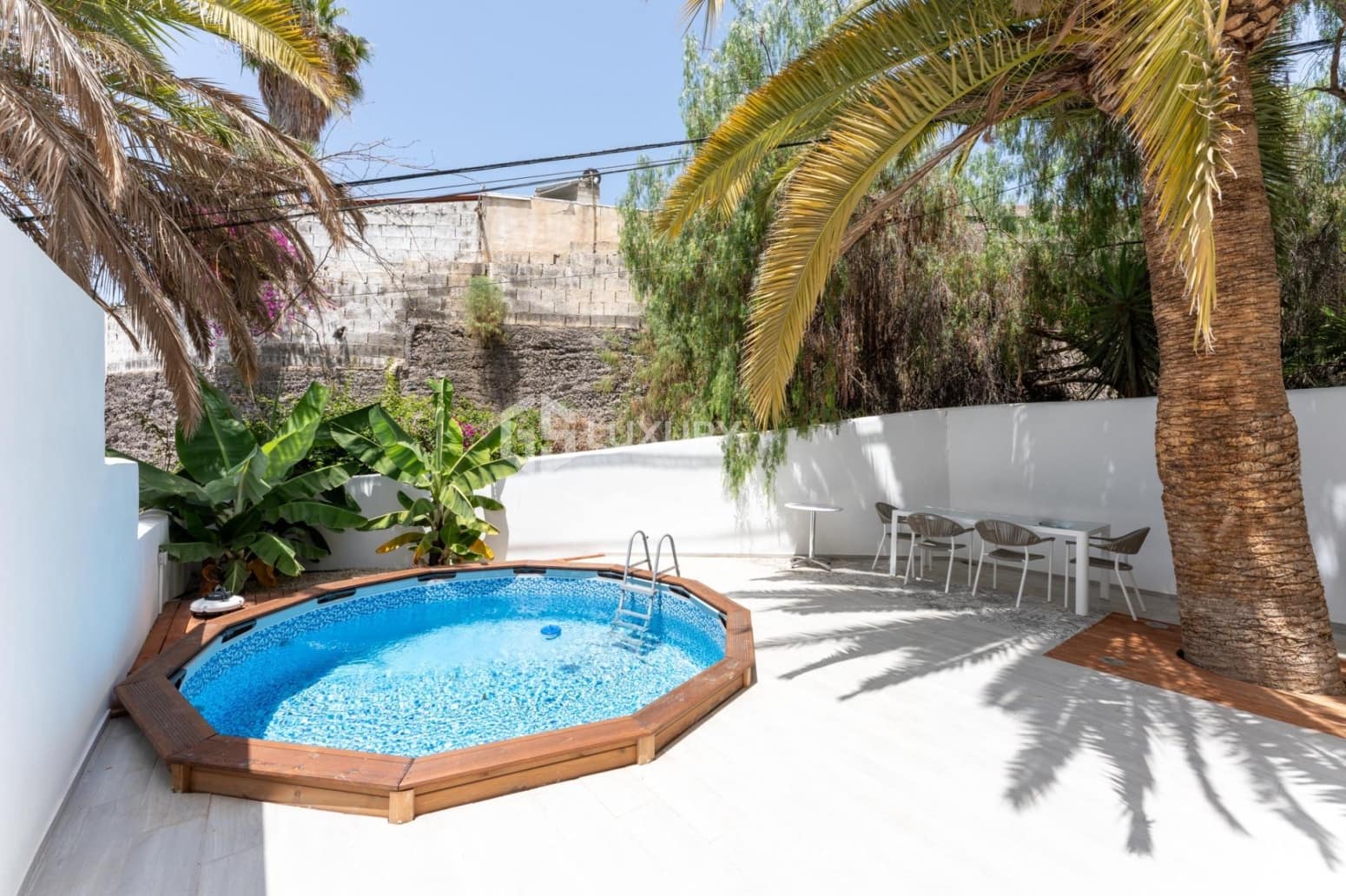 5 slaapkamer Villa te koop in Arona met garage - € 995.000 (Ref: 9687579)