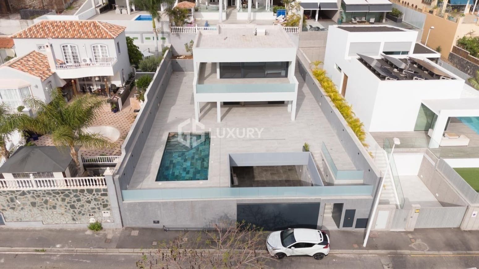 4 sypialnia Willa na sprzedaż w Adeje z garażem - 1 800 000 € (Ref: 9687580)