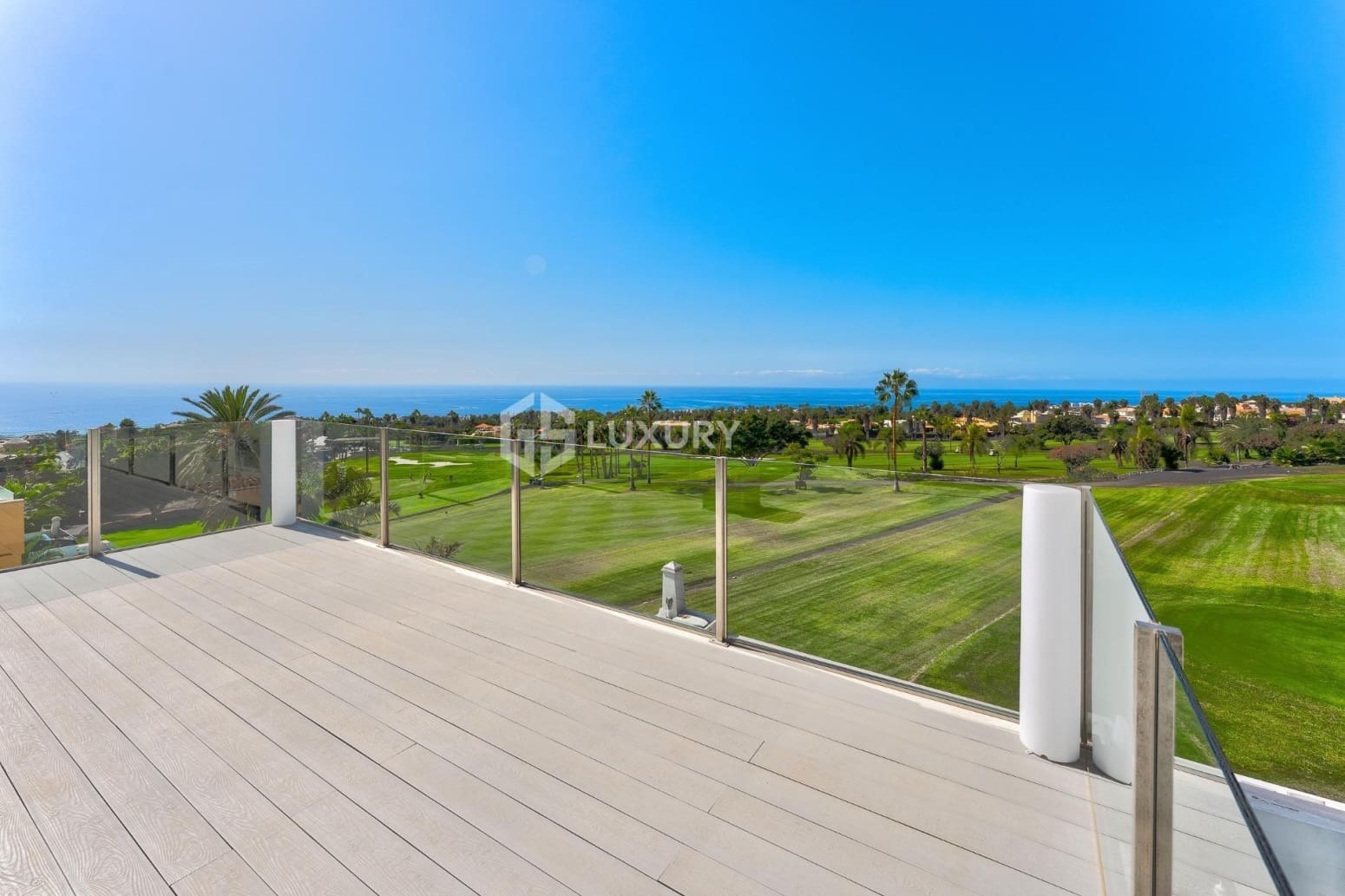 3 chambre Villa/Maison à vendre à Adeje avec garage - 1 650 000 € (Ref: 9687581)