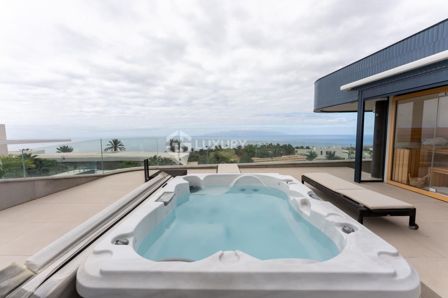 5 bedroom Villa for sale in Guia de Isora with garage - € 6,000,000 (Ref: 9697803)