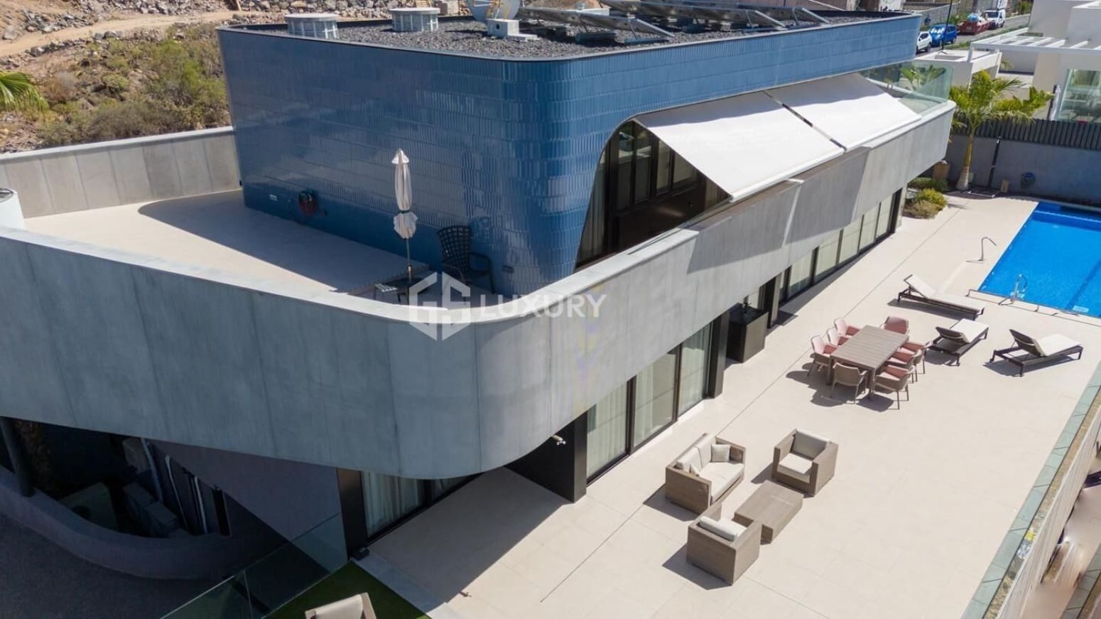 5 bedroom Villa for sale in Guia de Isora with garage - € 6,000,000 (Ref: 9697803)