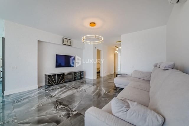 5 soveværelse Villa til salg i Playa del Duque, Adeje med garage - € 2.100.000 (Ref: 9700042)