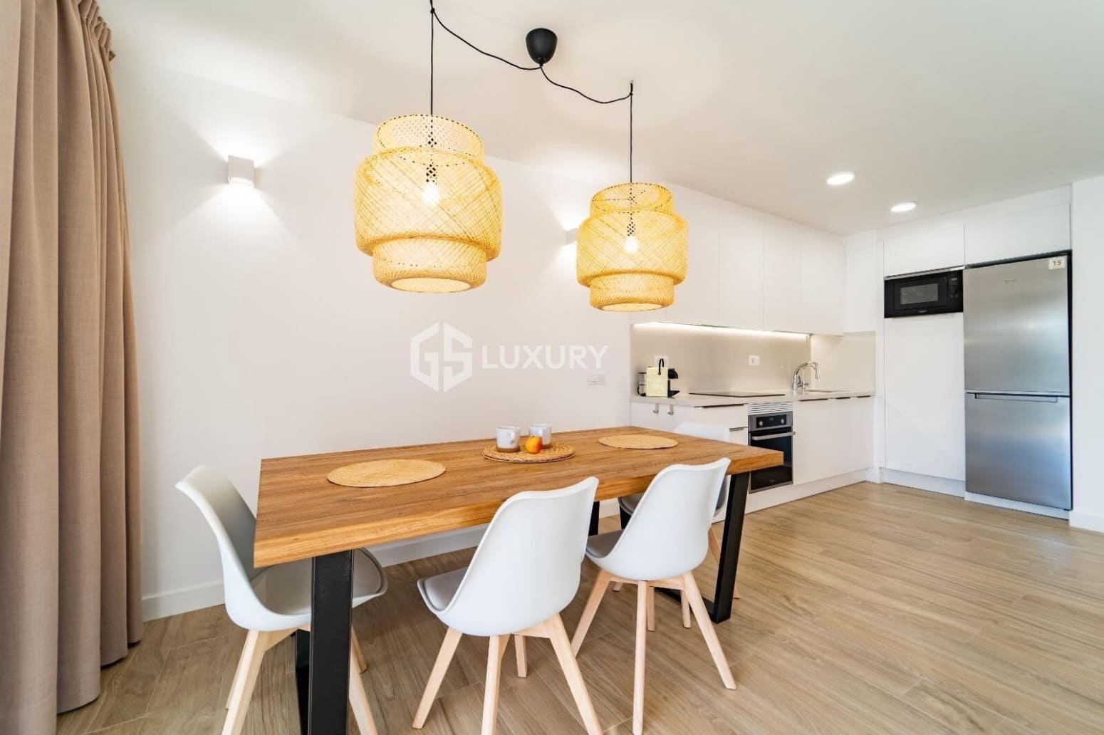 2 slaapkamer Villa te koop in Adeje met garage - € 879.000 (Ref: 9700043)