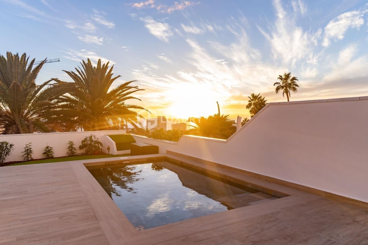 2 slaapkamer Villa te koop in Adeje met garage - € 879.000 (Ref: 9700043)