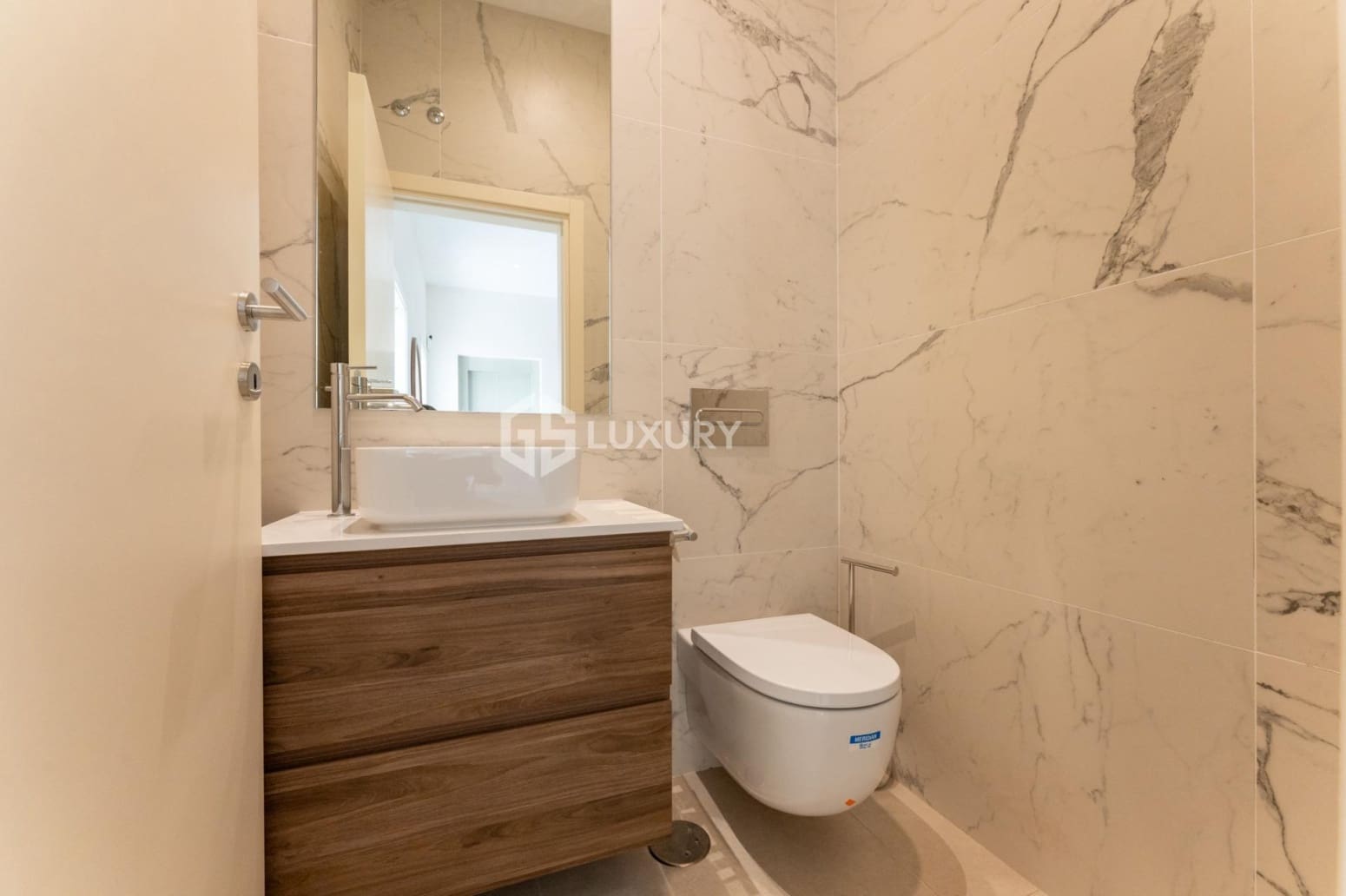 4 bedroom Villa for sale in Guia de Isora with garage - € 5,000,000 (Ref: 9700044)