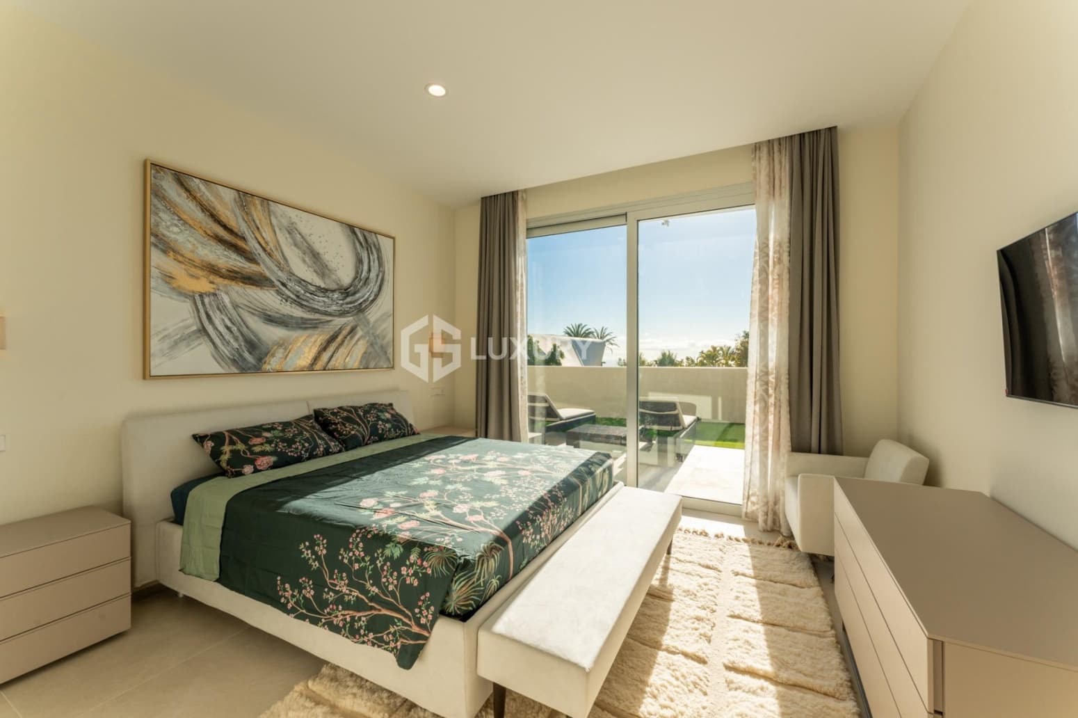 4 bedroom Villa for sale in Guia de Isora with garage - € 5,000,000 (Ref: 9700044)