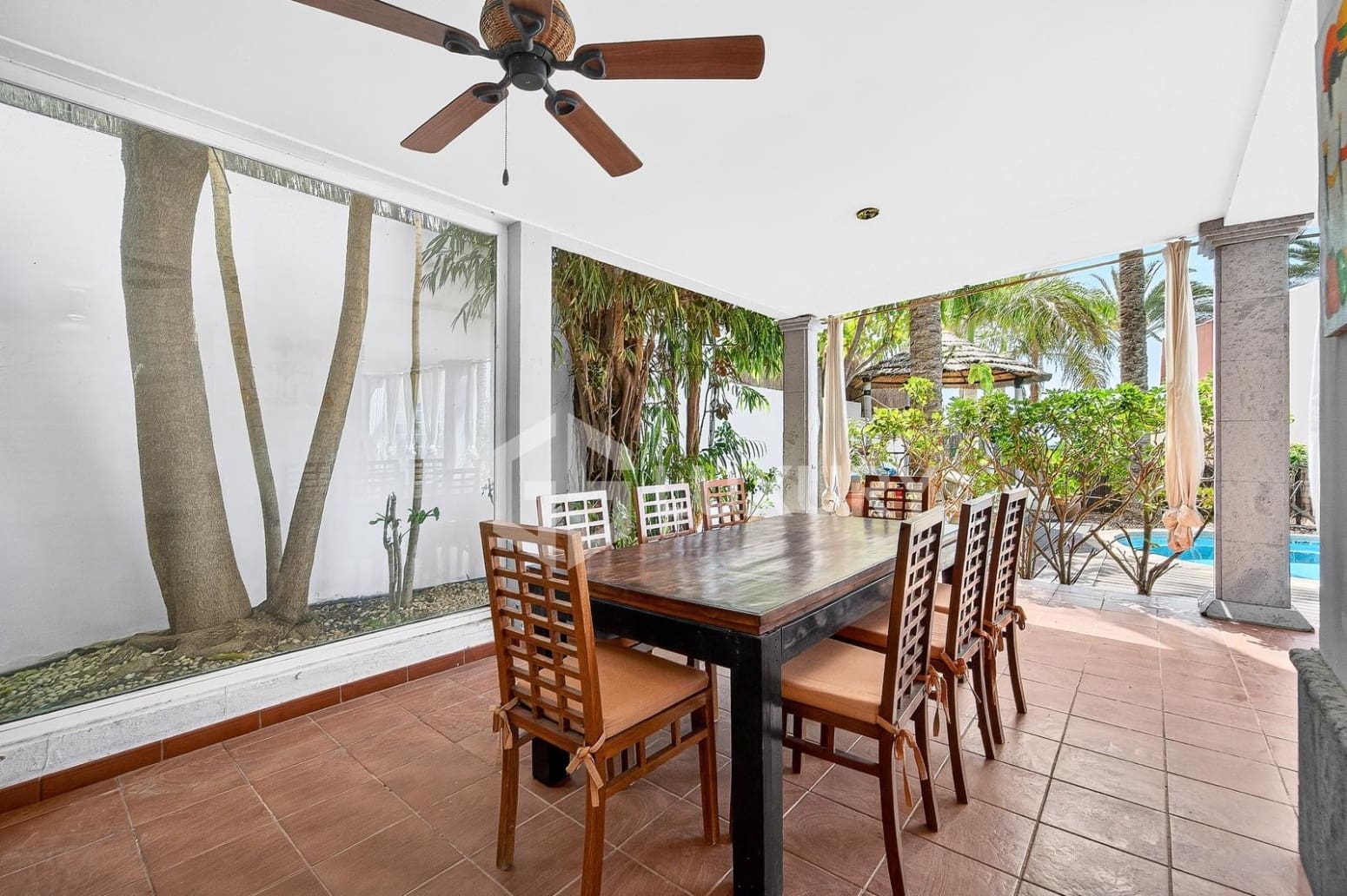 Chalet de 5 habitaciones en Arona en venta con garaje - 1.790.000 € (Ref: 9708032)