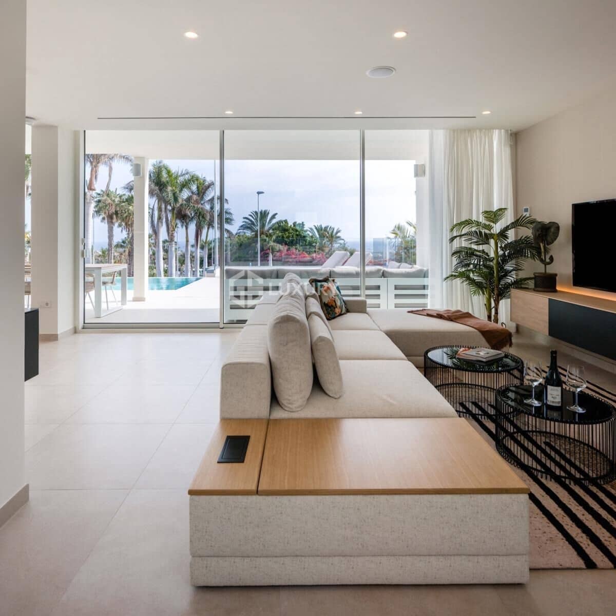 3 bedroom Villa for sale in Adeje with garage - € 1,912,900 (Ref: 9708033)