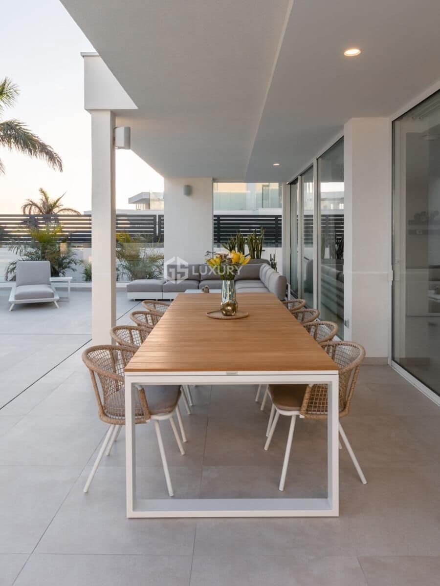 3 bedroom Villa for sale in Adeje with garage - € 1,912,900 (Ref: 9708033)