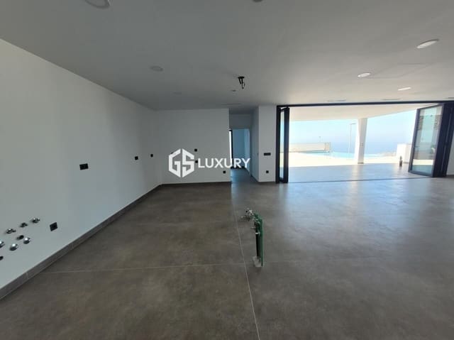 4 slaapkamer Villa te koop in Torviscas Centro y Alto, Adeje met garage - € 1.950.000 (Ref: 9708035)