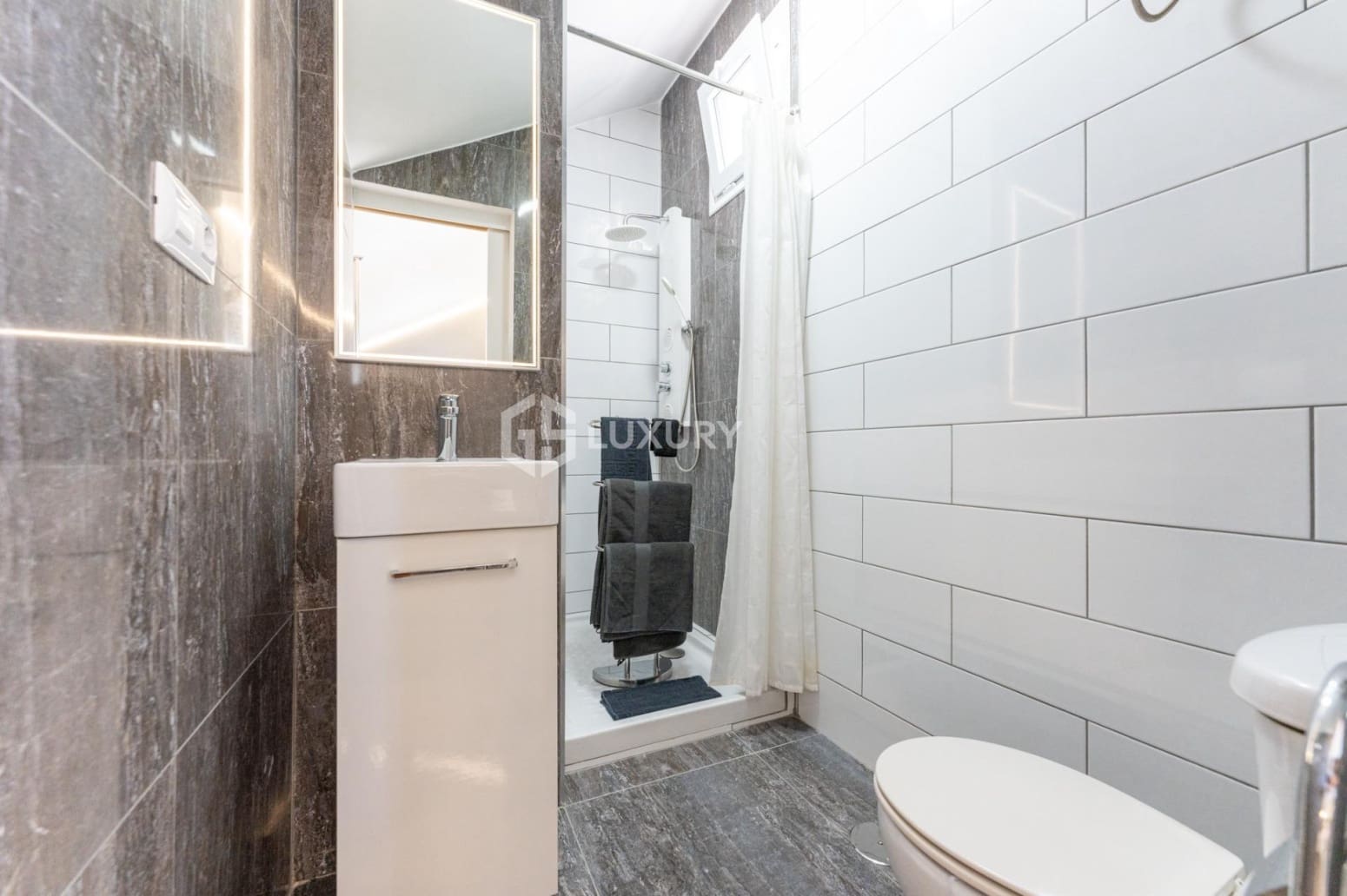 Chalet de 7 habitaciones en Adeje en venta con garaje - 1.995.000 € (Ref: 9708036)