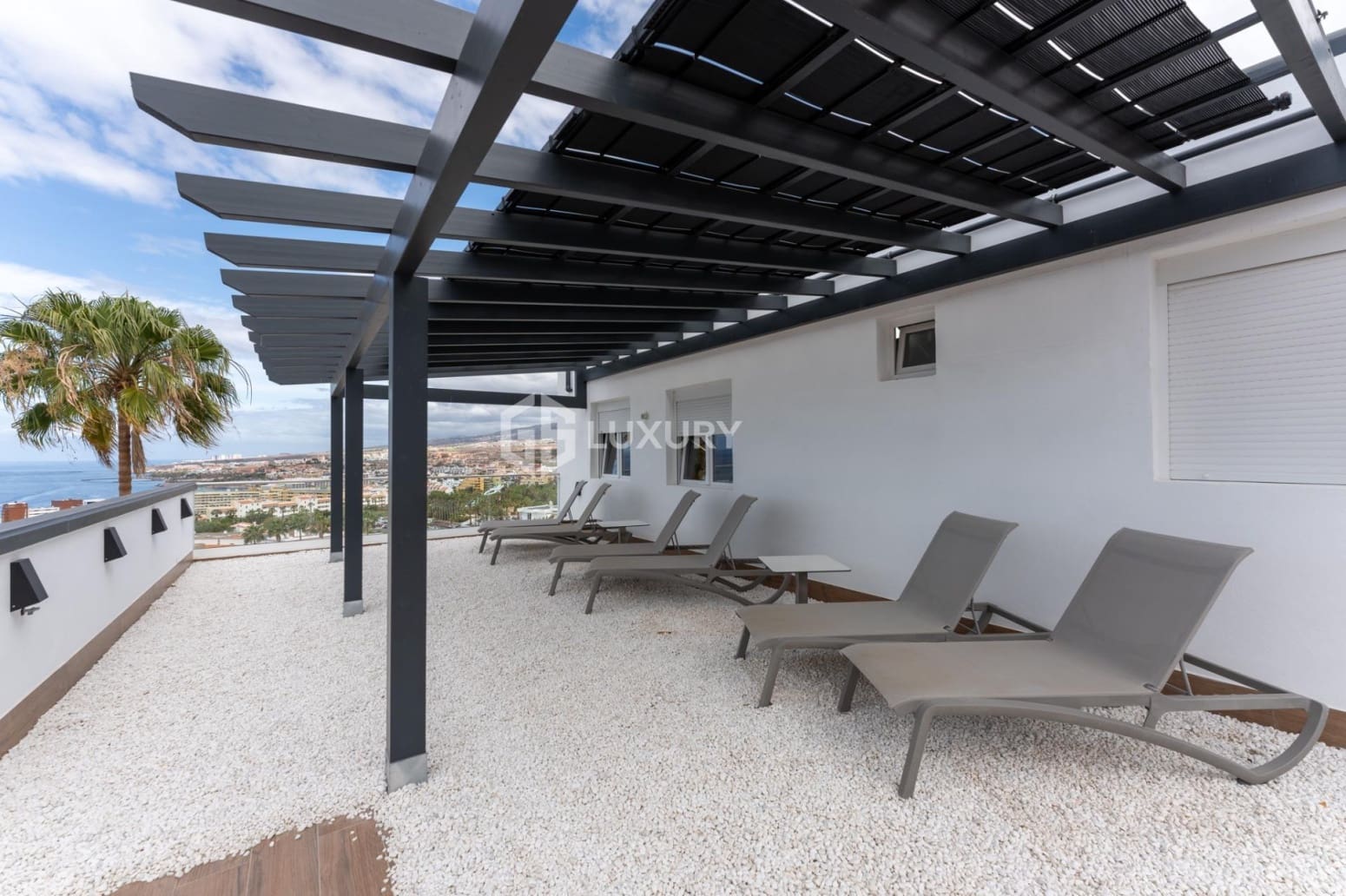 Chalet de 7 habitaciones en Adeje en venta con garaje - 1.995.000 € (Ref: 9708036)