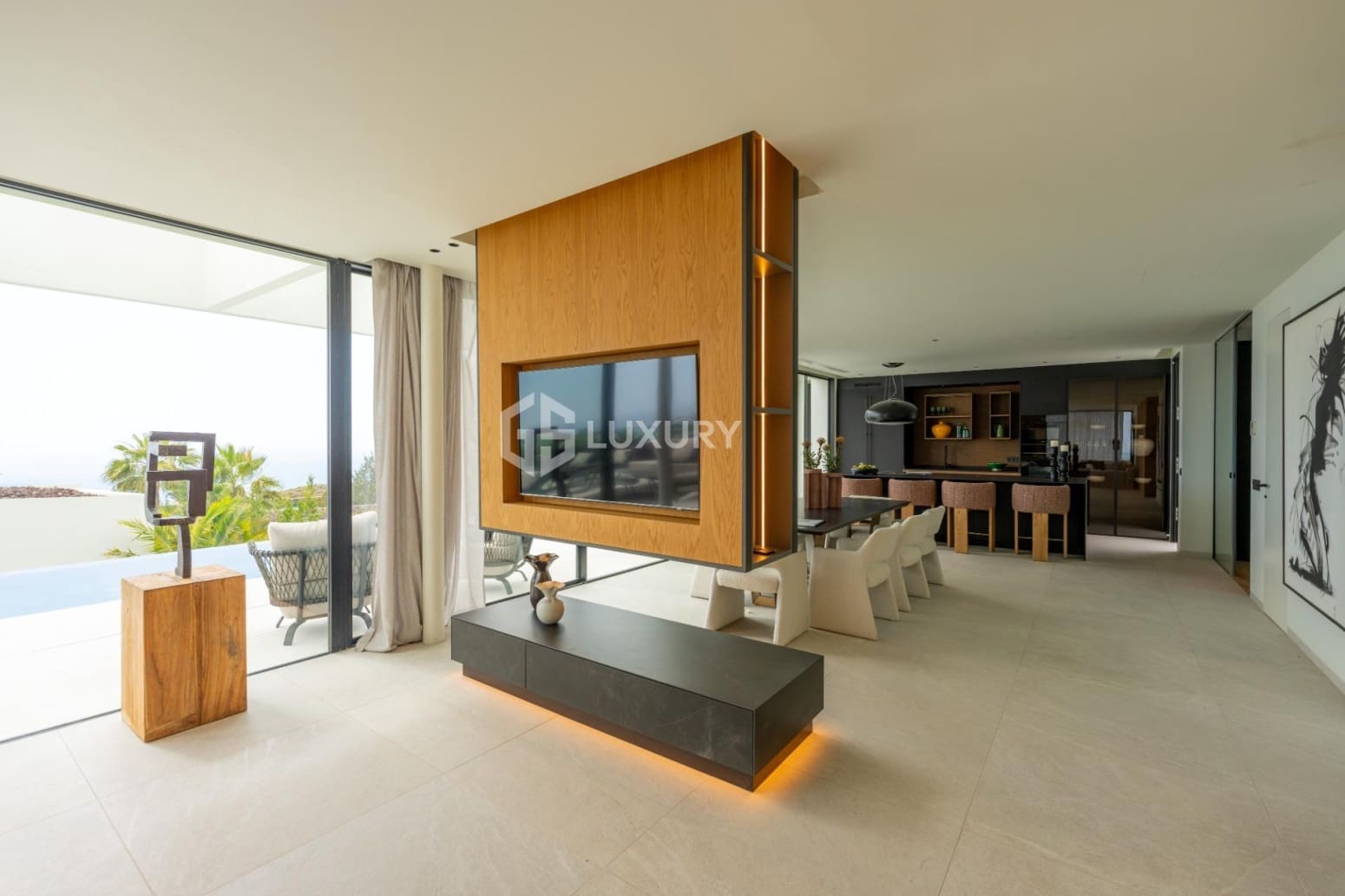 4 slaapkamer Villa te koop in Guia de Isora met garage - € 4.290.000 (Ref: 9730531)