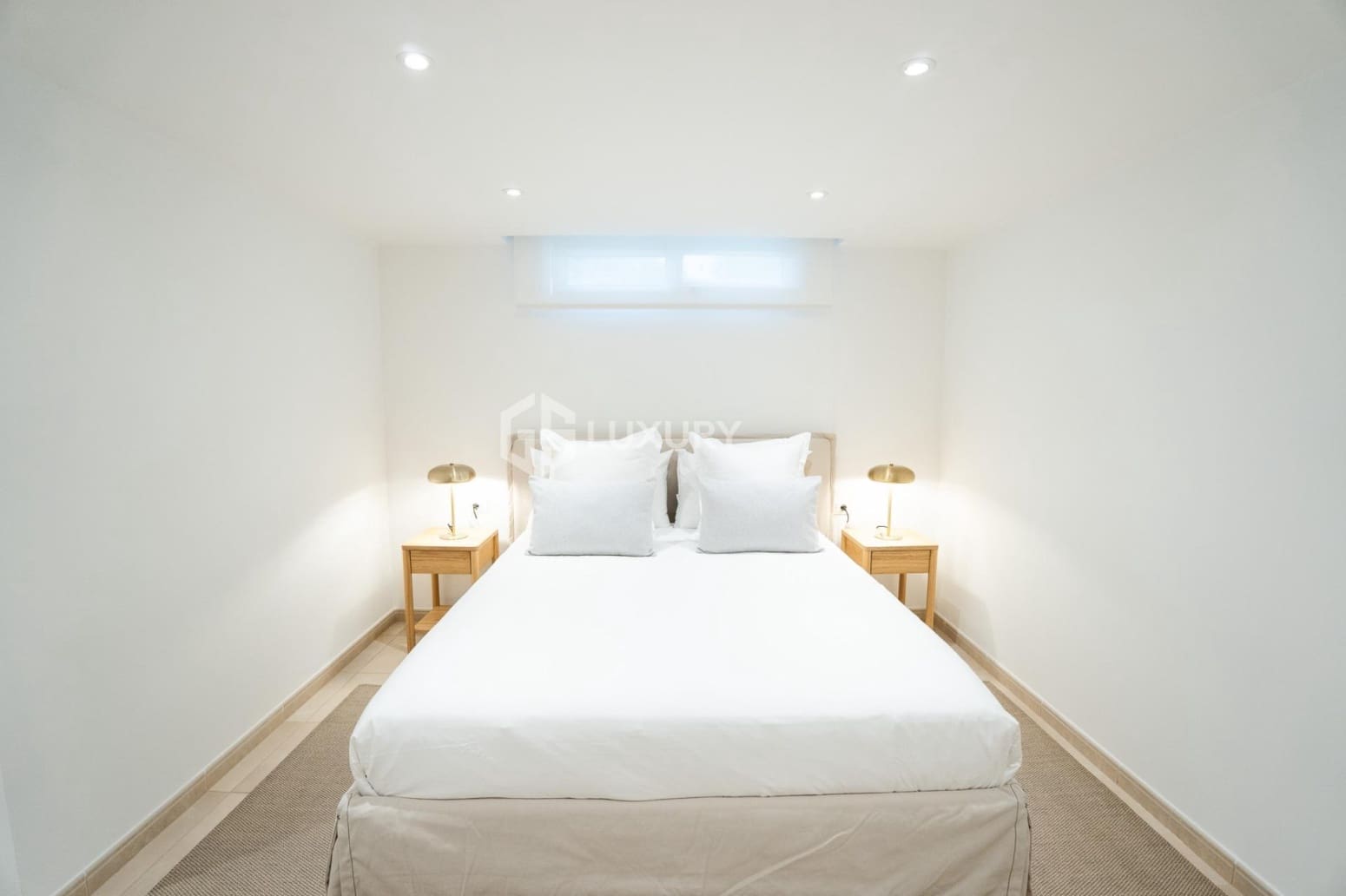 5 bedroom Villa for sale in Adeje with garage - € 3,300,000 (Ref: 9733666)