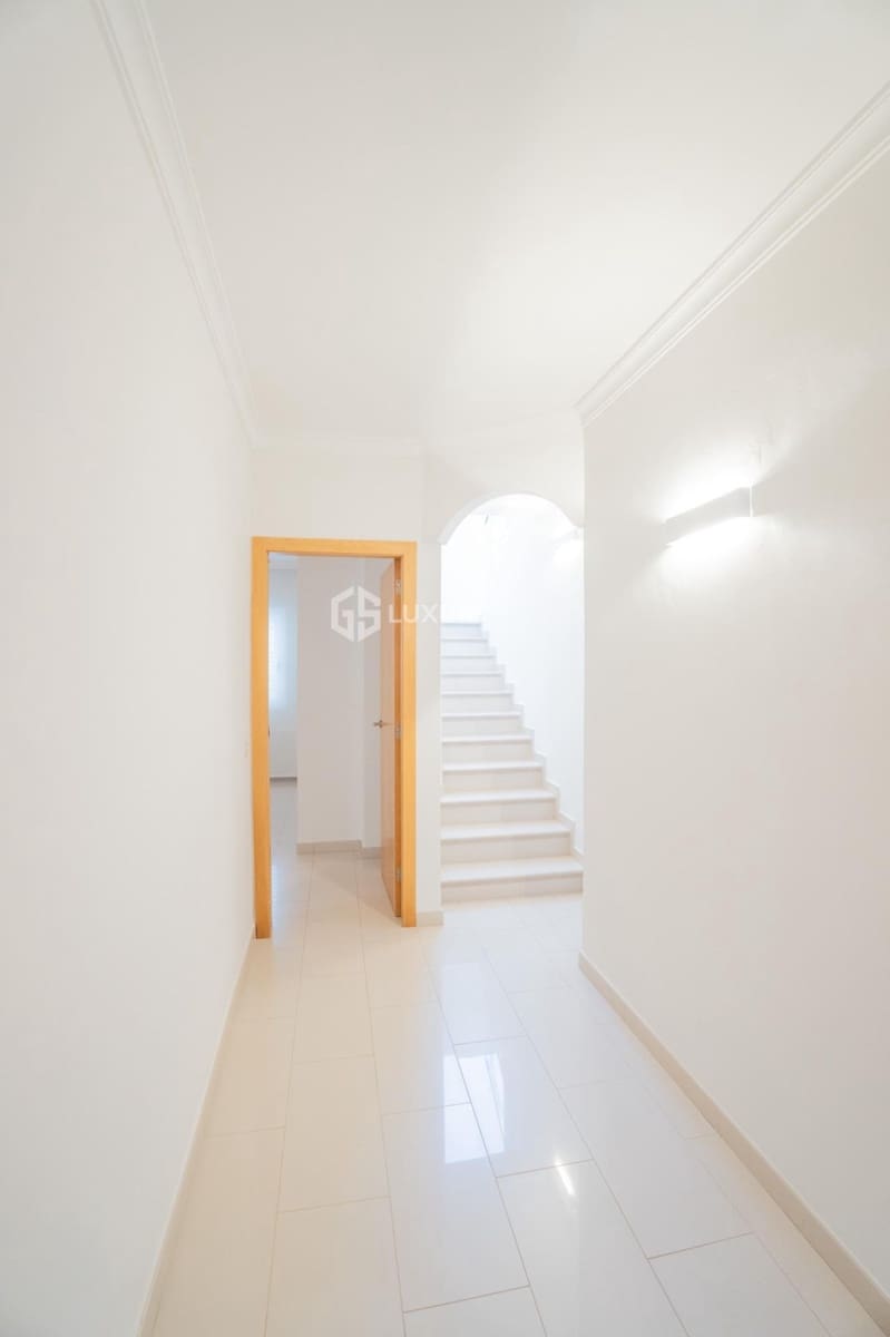 5 bedroom Villa for sale in Adeje with garage - € 3,300,000 (Ref: 9733666)