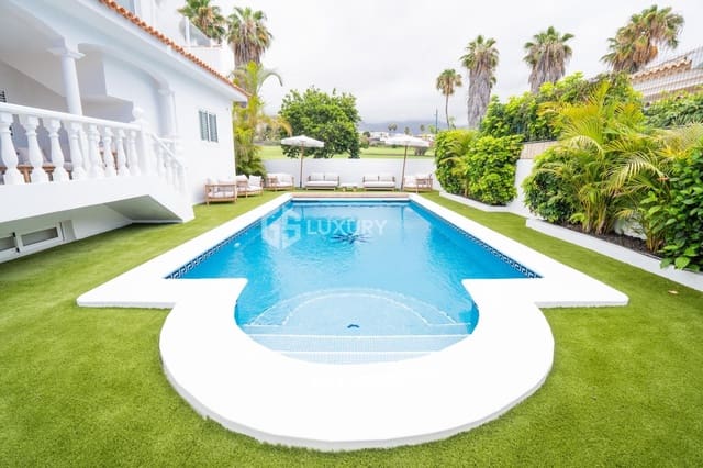 Chalet de 5 habitaciones en La Caleta Adeje, Adeje en venta con garaje - 3.300.000 € (Ref: 9733666)