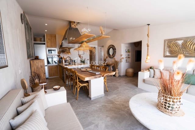 5 soveværelse Villa til salg i Chayofa, Arona med garage - € 1.450.000 (Ref: 9734135)