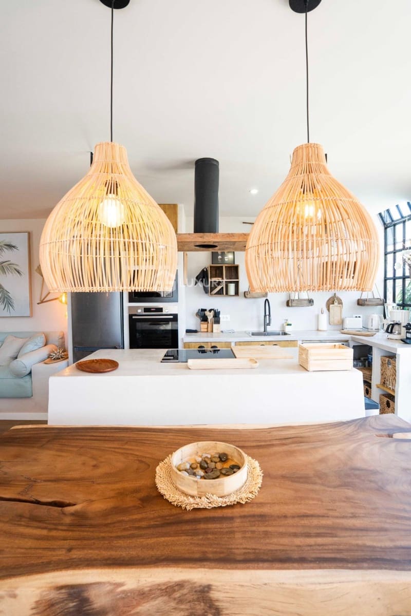 5 bedroom Villa for sale in Arona with garage - € 1,450,000 (Ref: 9734135)