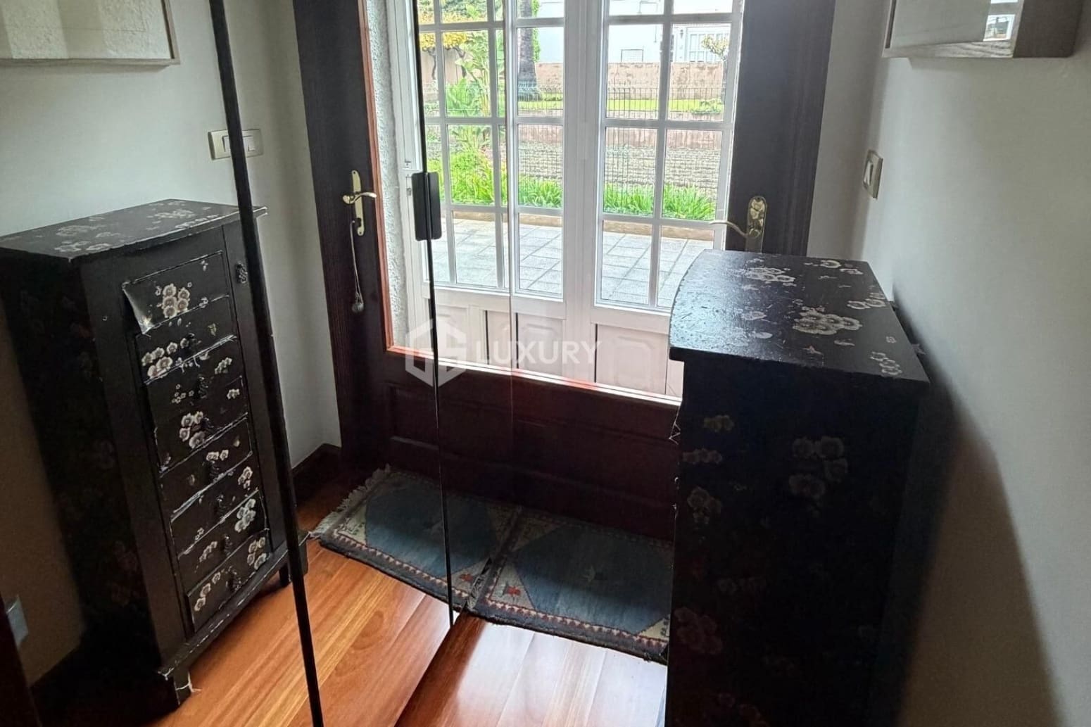 5 bedroom Villa for sale in San Cristobal de La Laguna with garage - € 1,700,000 (Ref: 9734136)