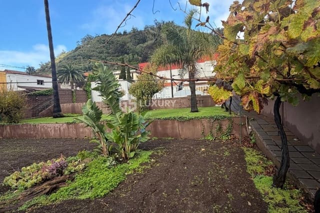 5 sypialnia Willa na sprzedaż w San Cristóbal de La Laguna z garażem - 1 700 000 € (Ref: 9734136)