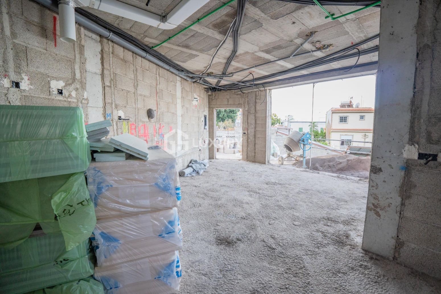 3 bedroom Villa for sale in Guia de Isora with garage - € 1,400,000 (Ref: 9734137)