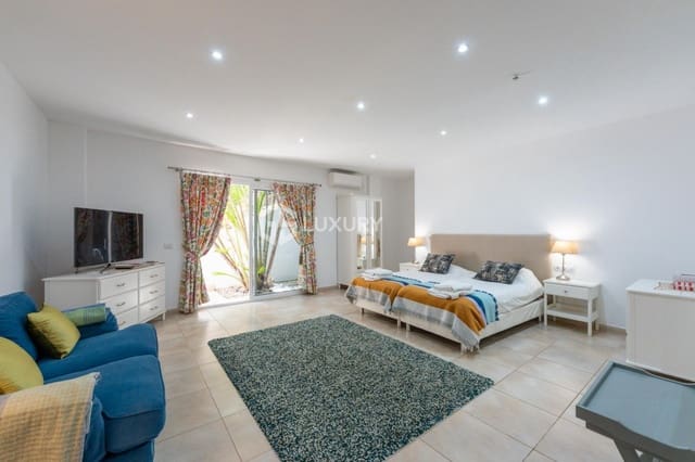 6 slaapkamer Villa te koop in Puerto Santiago, Santiago del Teide met garage - € 1.280.000 (Ref: 9734142)