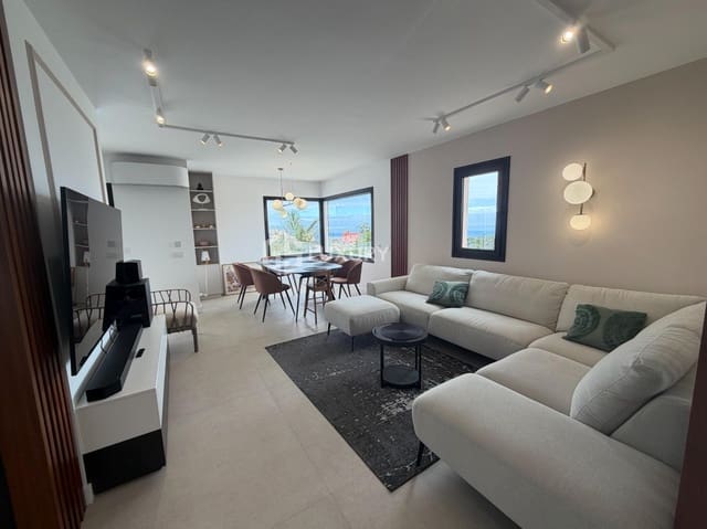 4 bedroom Villa for sale in Candelaria with garage - € 990,000 (Ref: 9734143)