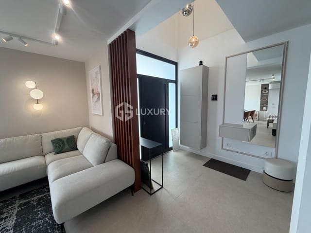 4 bedroom Villa for sale in Candelaria with garage - € 990,000 (Ref: 9734143)