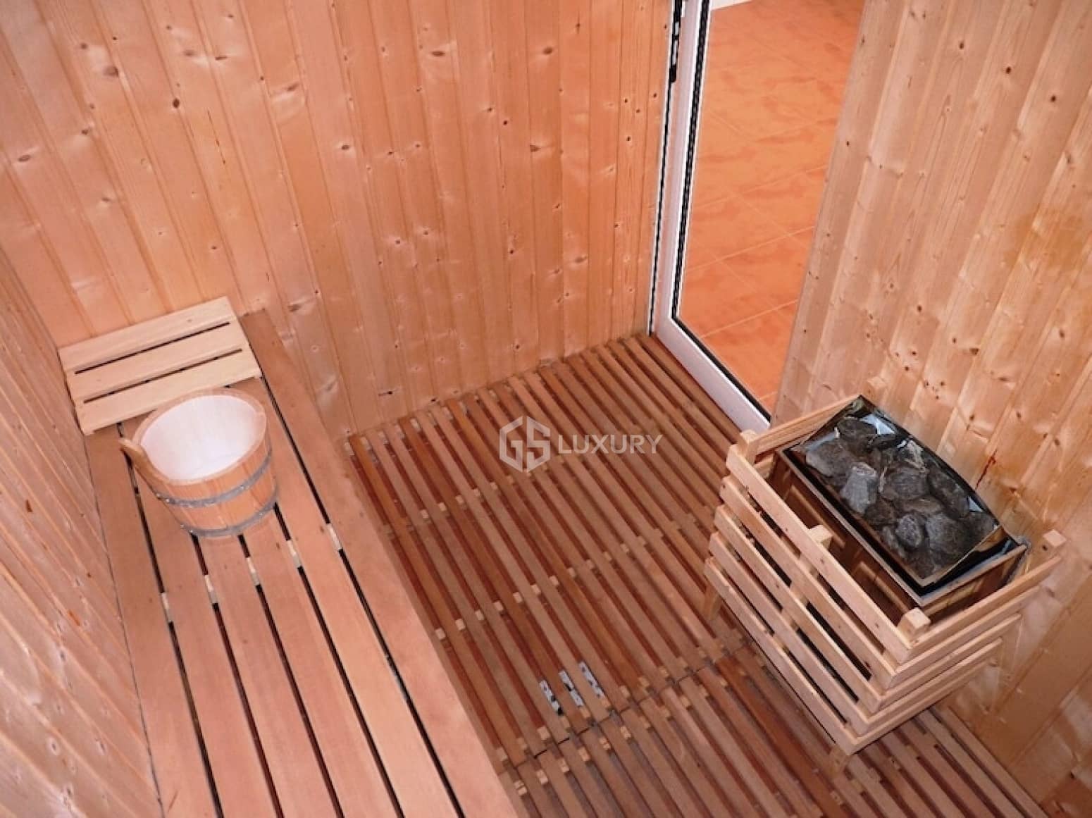 2 bedroom Villa for sale in Adeje with garage - € 1,200,000 (Ref: 9758222)