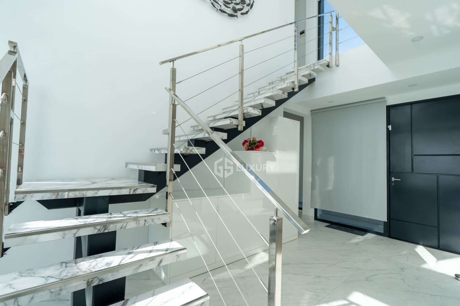 4 makuuhuone Huvila myytävänä paikassa Adeje mukana uima-altaan 
autotalli - 2 390 000 € (Ref: 9787603)