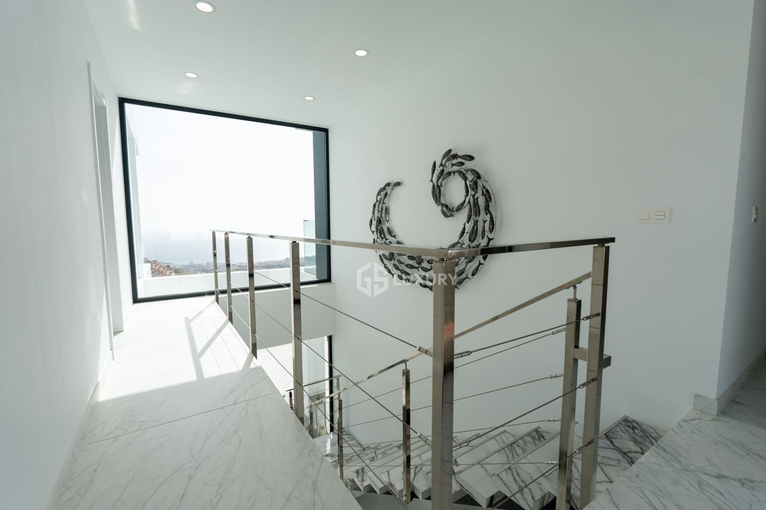 4 makuuhuone Huvila myytävänä paikassa Adeje mukana uima-altaan 
autotalli - 2 390 000 € (Ref: 9787603)