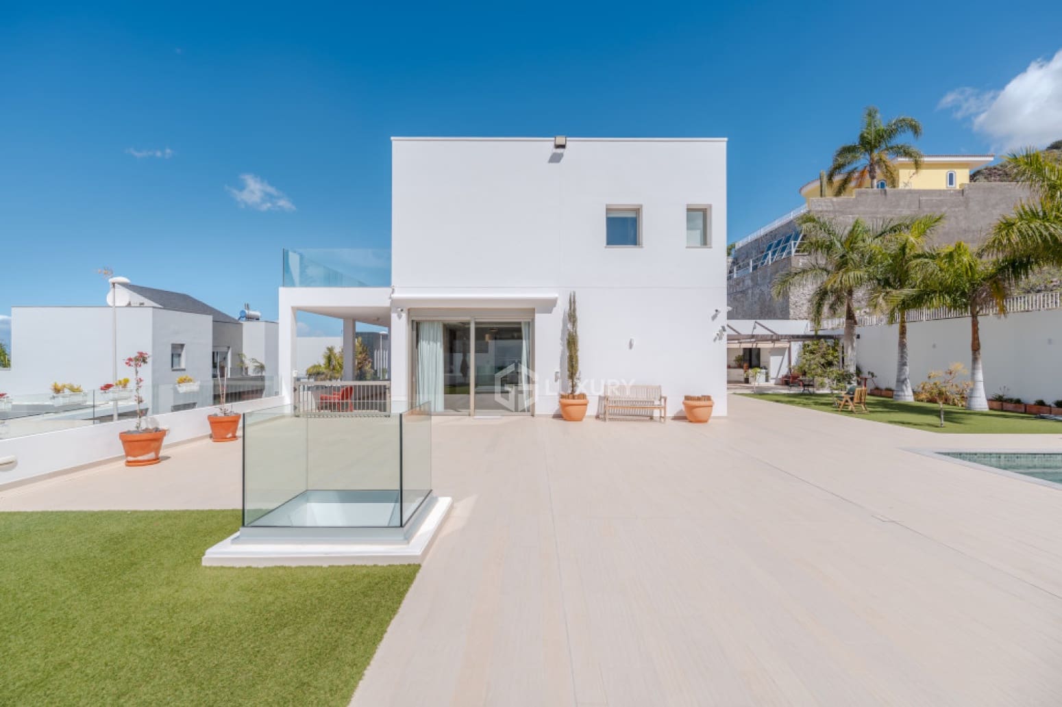 5 chambre Villa/Maison à vendre à Adeje avec piscine garage - 2 100 000 € (Ref: 9790018)