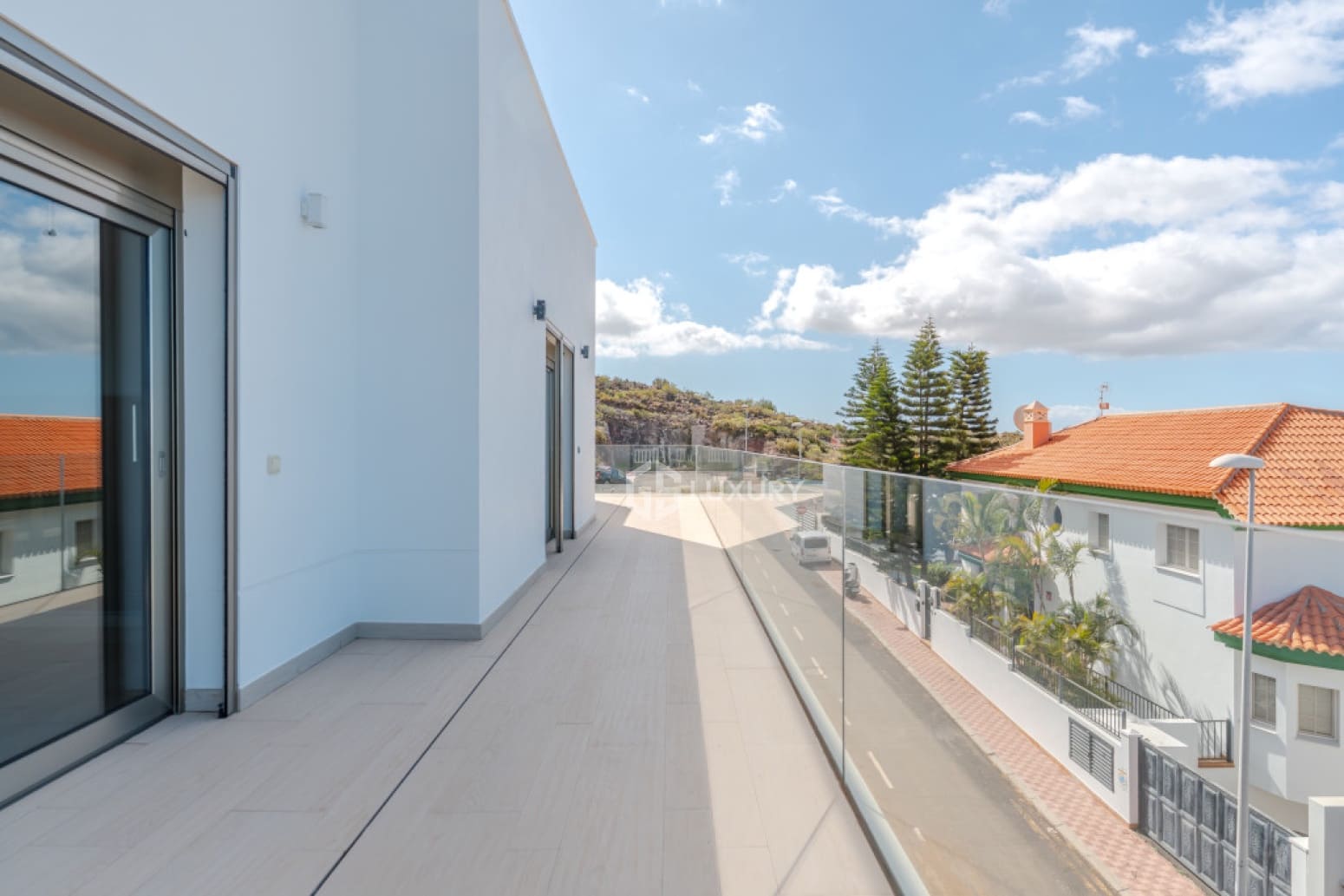 5 chambre Villa/Maison à vendre à Adeje avec piscine garage - 2 100 000 € (Ref: 9790018)