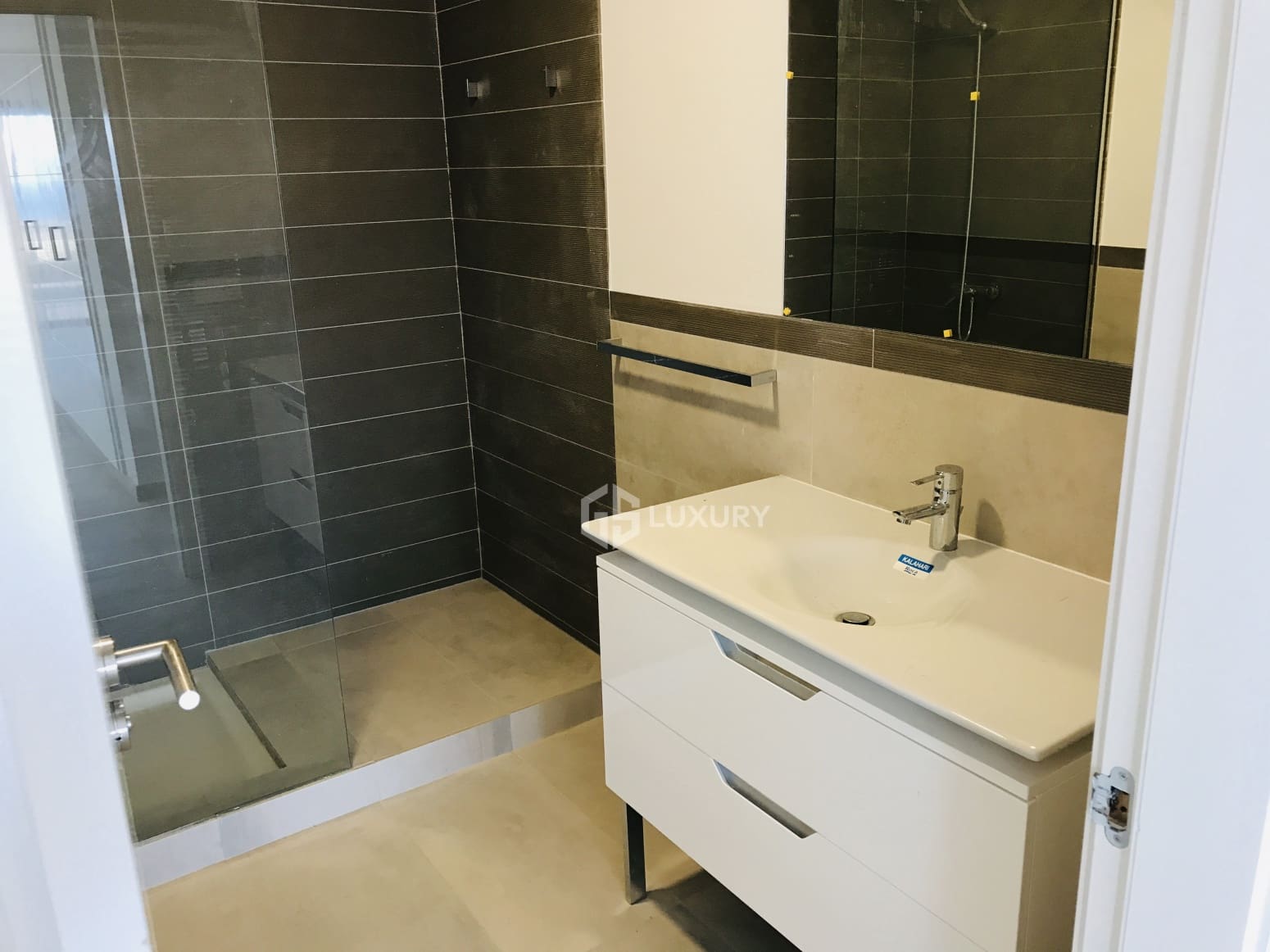 4 bedroom Villa for rent in Adeje with garage - € 7,500 (Ref: 9793746)