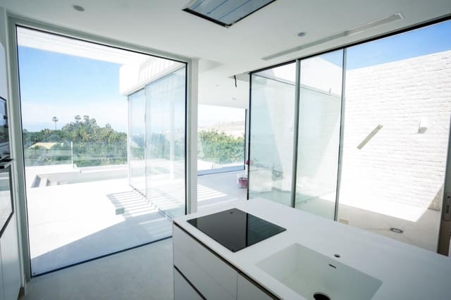 4 quarto Moradia para venda em San Eugenio Bajo, Adeje com garagem - 2 500 000 € (Ref: 9805307)