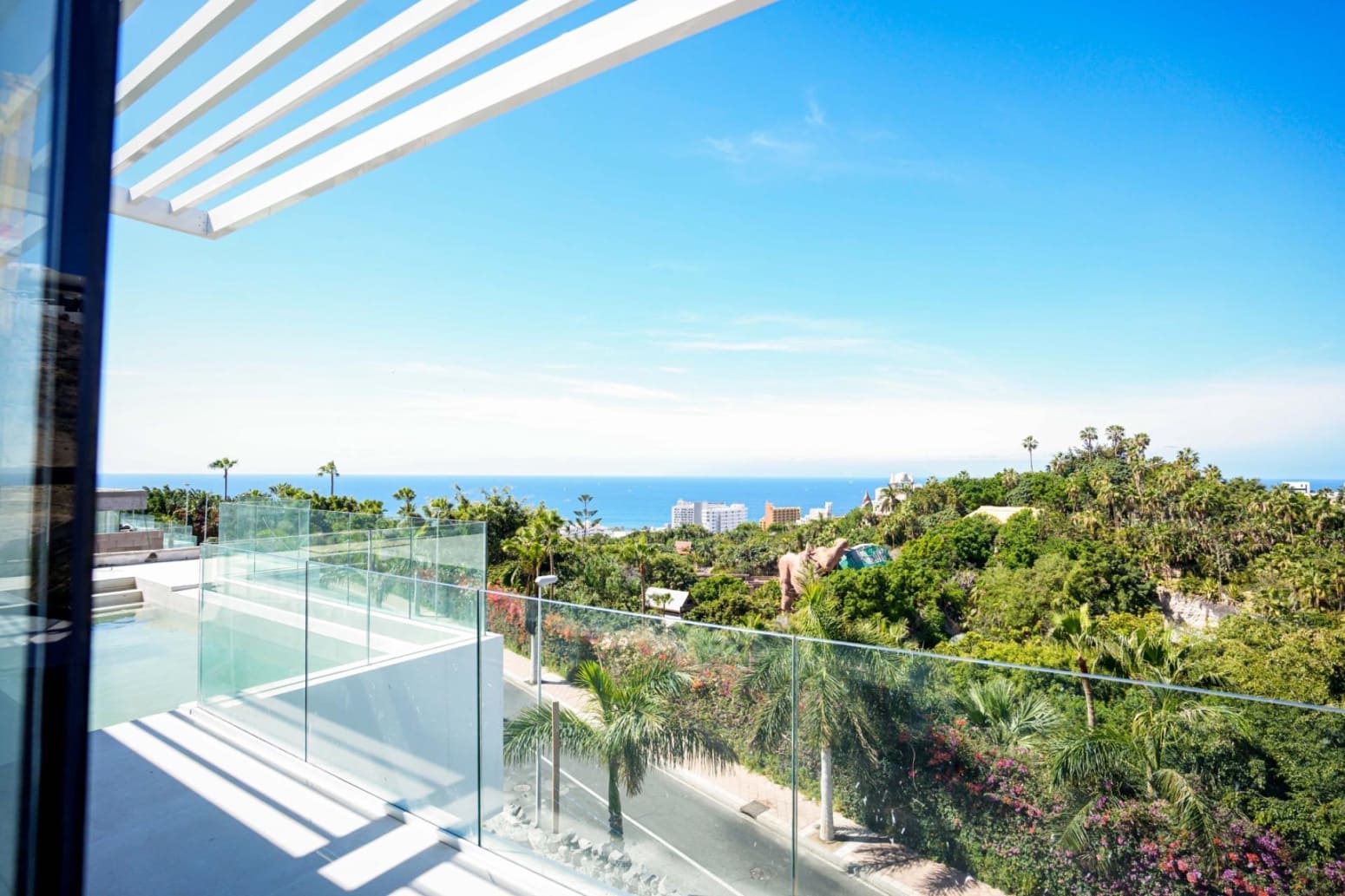 4 quarto Moradia para venda em Adeje com garagem - 2 500 000 € (Ref: 9805307)