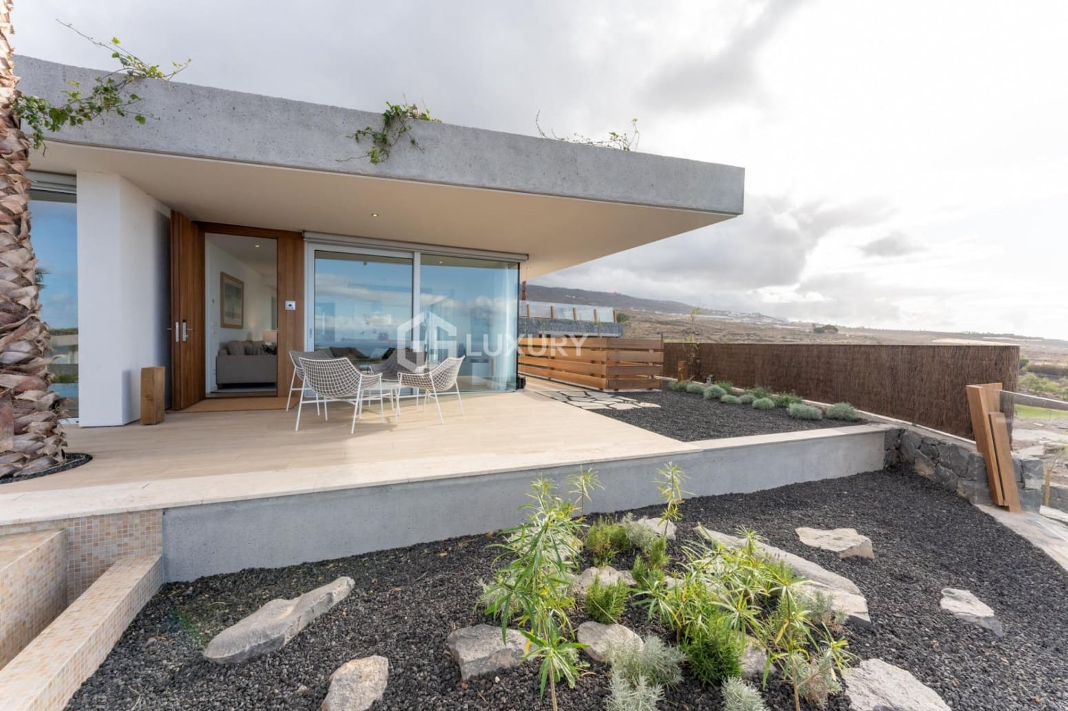 3 slaapkamer Villa te koop in Guia de Isora met garage - € 2.300.000 (Ref: 9805308)