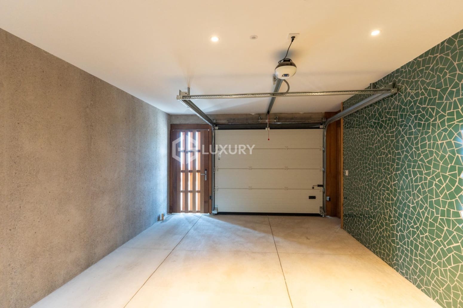 3 slaapkamer Villa te koop in Guia de Isora met garage - € 2.300.000 (Ref: 9805308)