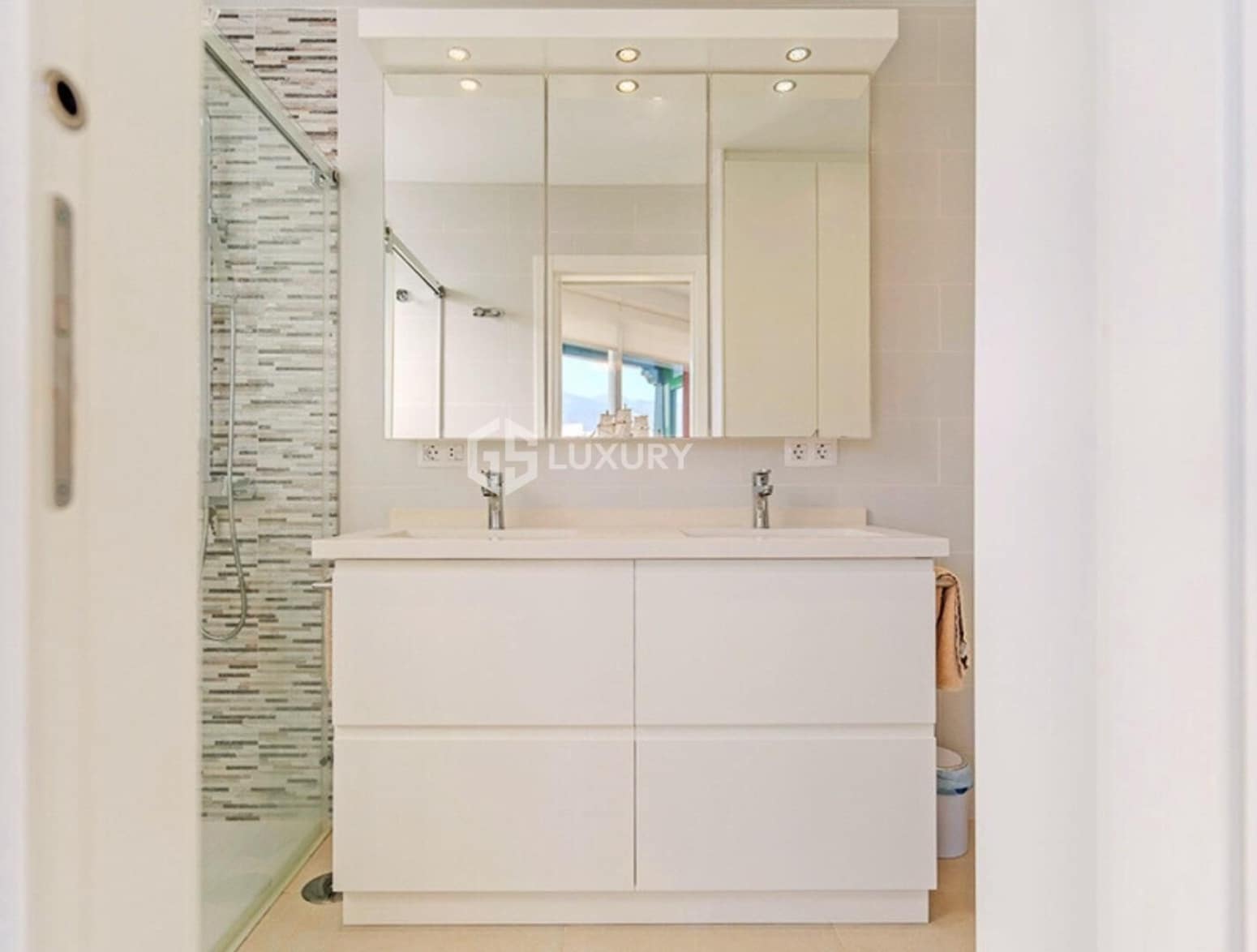 2 camera da letto Appartamento in vendita in Arona - 1.680.000 € (Rif: 9805310)