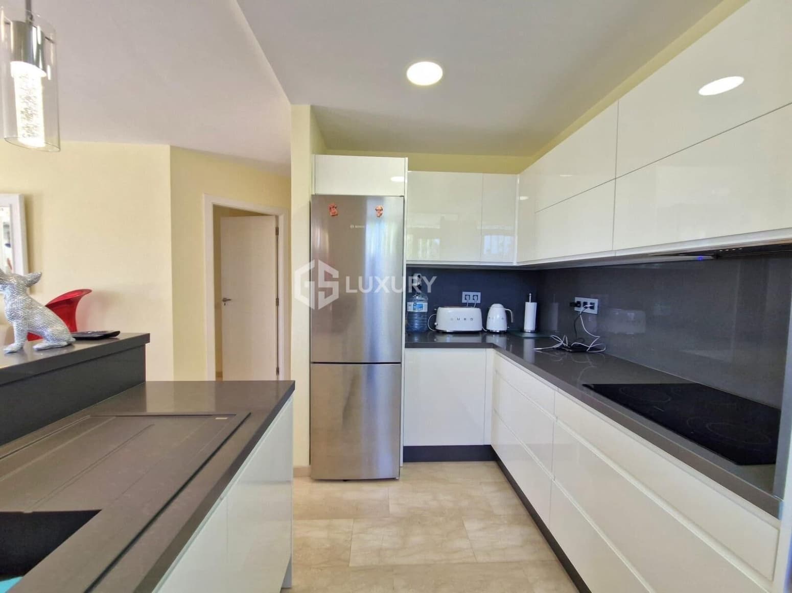 3 sypialnia Mieszkanie na sprzedaż w Adeje z garażem - 805 000 € (Ref: 9805315)