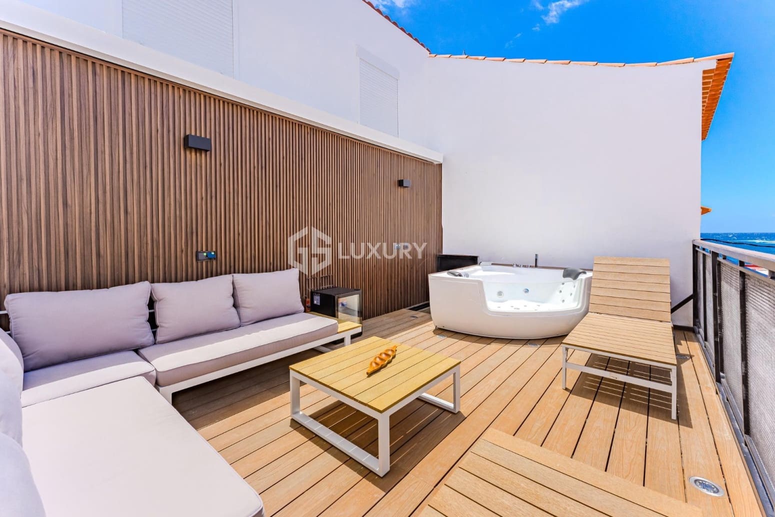 1 soveværelse Lejlighed til salg i Adeje - € 675.000 (Ref: 9805642)