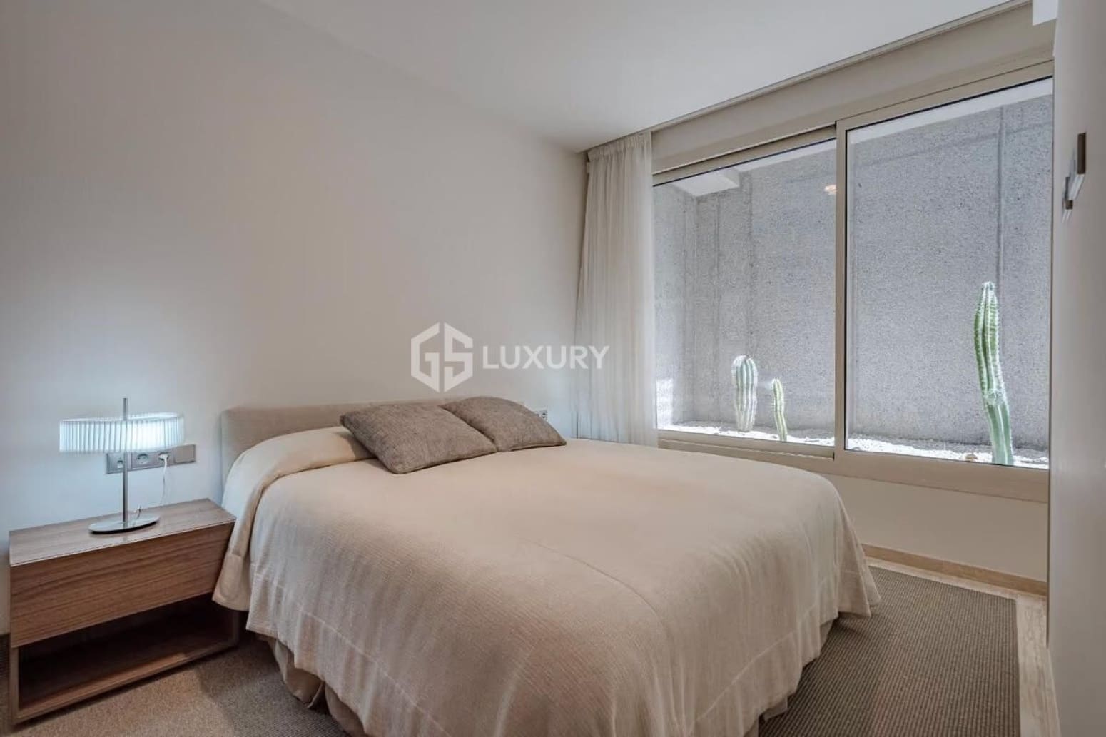 4 bedroom Villa for sale in Adeje with garage - € 3,700,000 (Ref: 9805643)