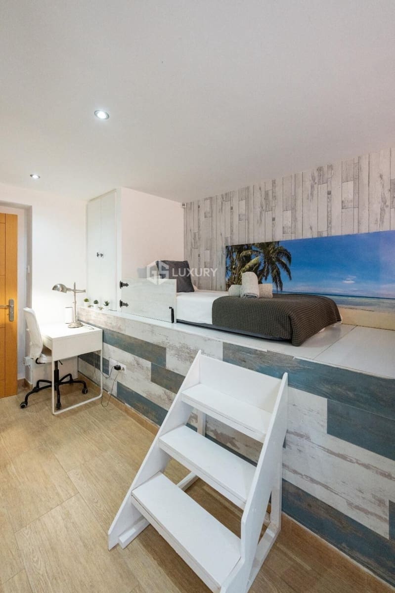 4 slaapkamer Villa te koop in San Miguel de Abona met garage - € 1.100.000 (Ref: 9805645)