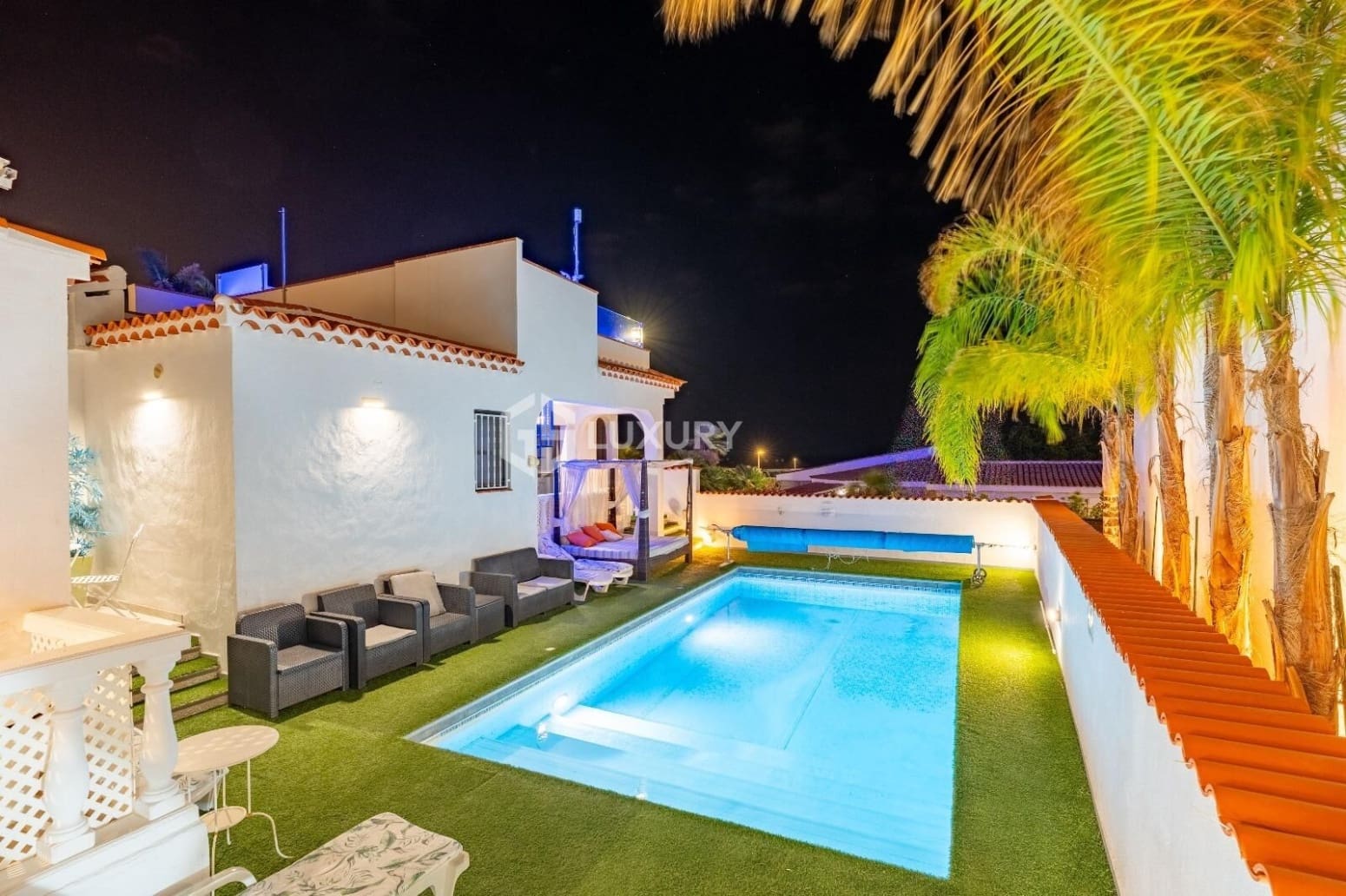4 slaapkamer Villa te koop in San Miguel de Abona met garage - € 1.100.000 (Ref: 9805645)