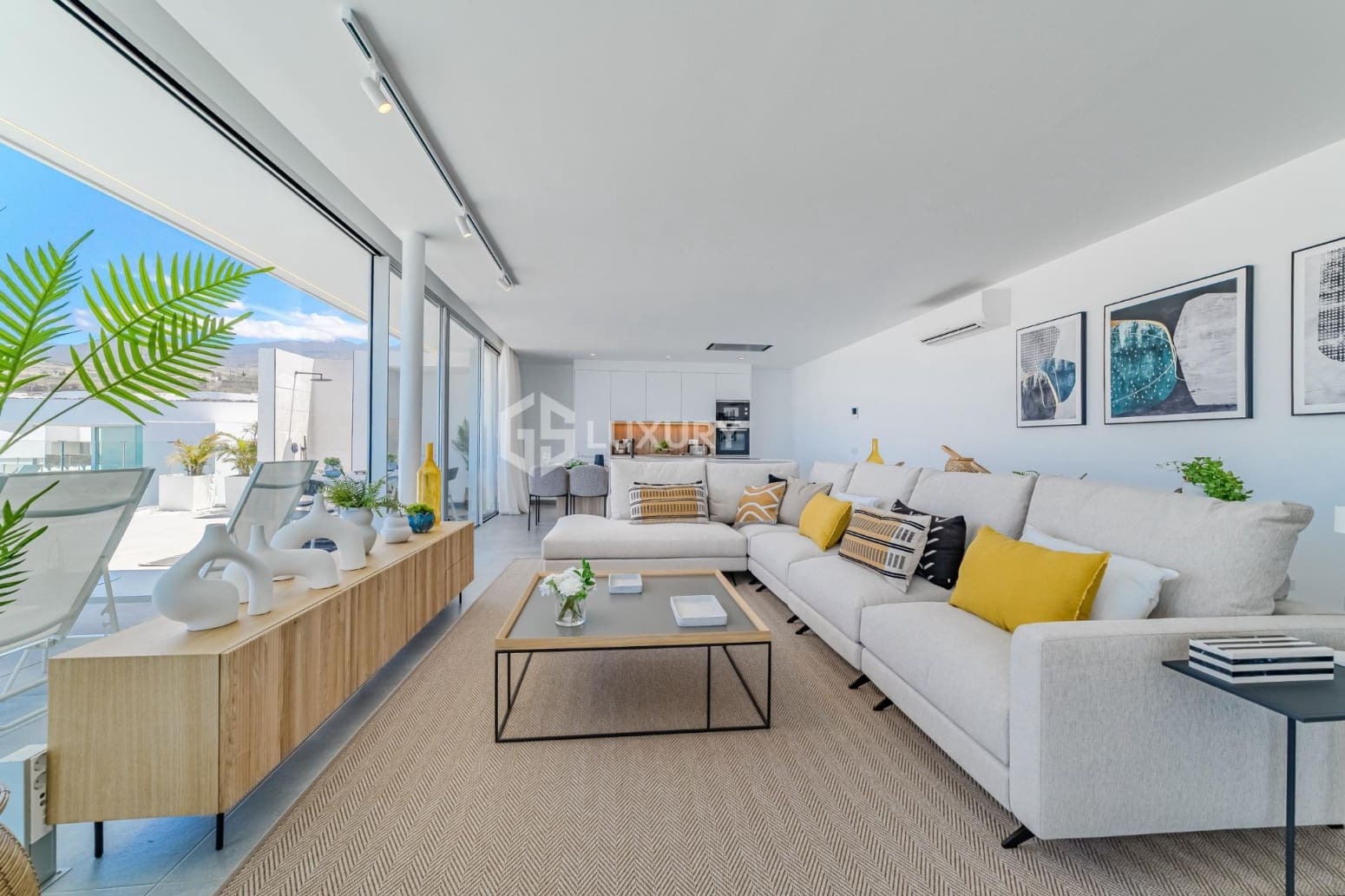 Chalet de 4 habitaciones en Adeje en venta con garaje - 1.680.000 € (Ref: 9805646)