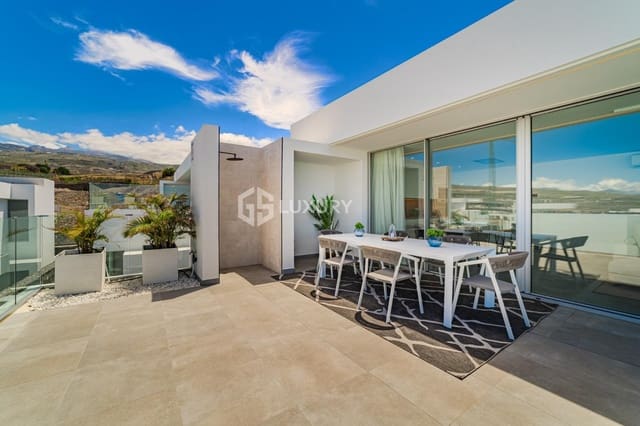 Chalet de 4 habitaciones en Callao Salvaje - Playa Paraíso, Adeje en venta con garaje - 1.680.000 € (Ref: 9805646)